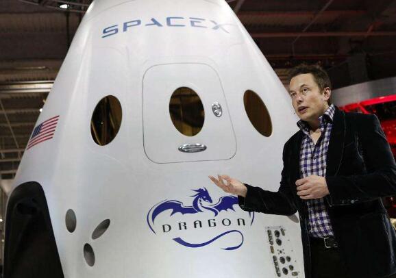 SpaceX完成第19次发射任务 用回收火箭送卫星进入太空4