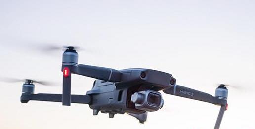 无人机搭载光学变焦技术 大疆公司发布两款新产品3