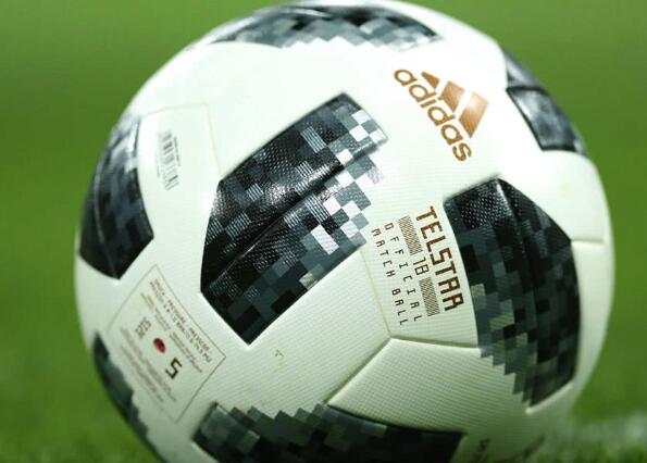 足球内含VAR技术芯片 今年世界杯用黑科技防误判1