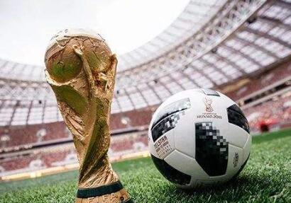 足球内含VAR技术芯片 今年世界杯用黑科技防误判4