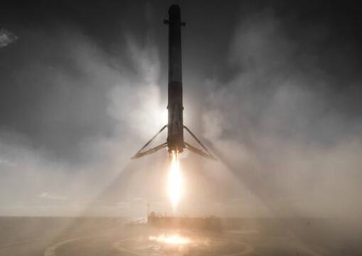 SpaceX即将进行一箭多星发射 技术获重大突破