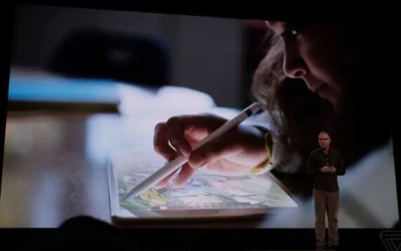 苹果发布新款iPad 欲抢占教育领域市场4