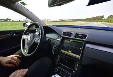中国移动首测5G远程无人驾驶 可操控二十公里外车辆2
