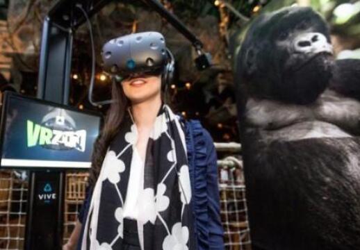 广州VR动物园正式开放 可在虚拟世界与动物互动4